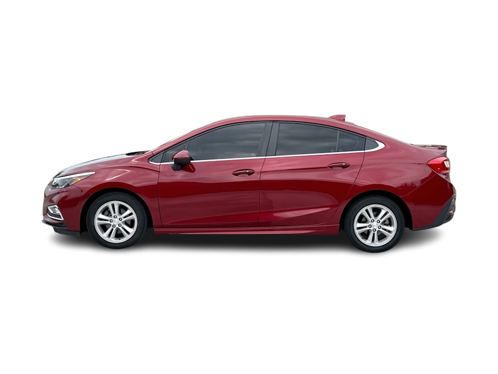 Thumbnail: 2017 Chevrolet Cruze - 3