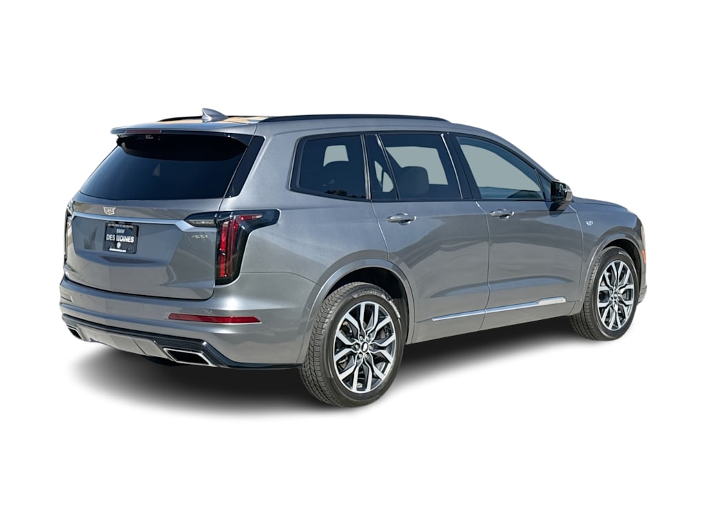 Thumbnail: 2021 Cadillac XT6 - 23