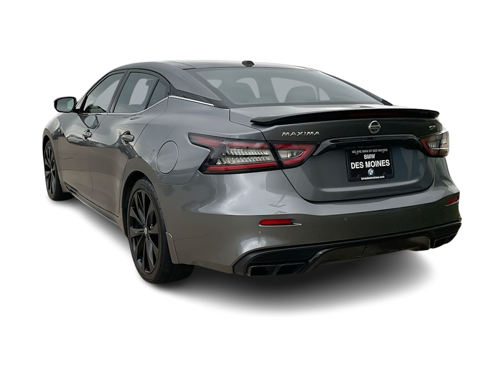 2022 Nissan Maxima SR 19