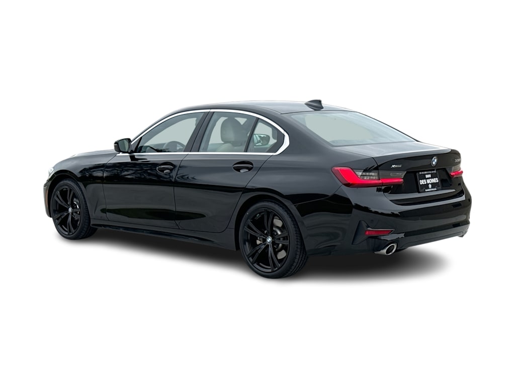 Thumbnail: 2021 BMW 3 Series - 4