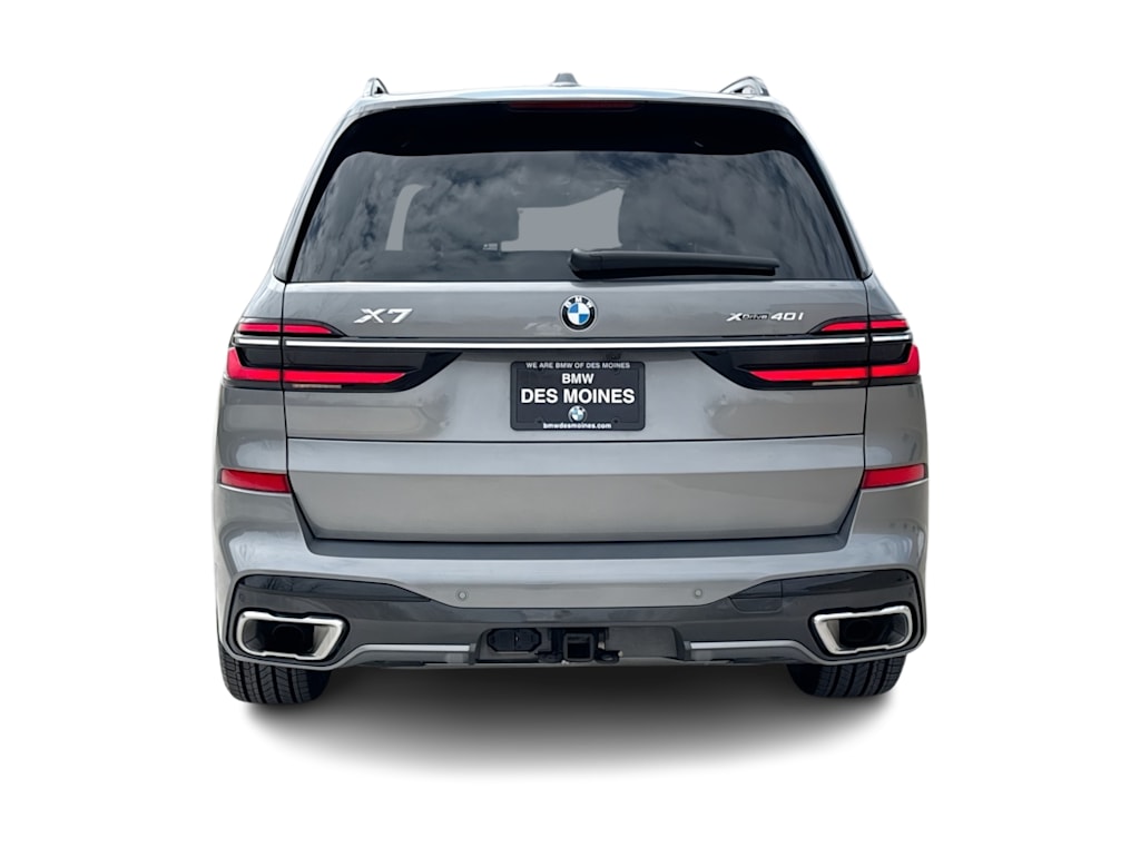 Thumbnail: 2024 BMW X7 - 21