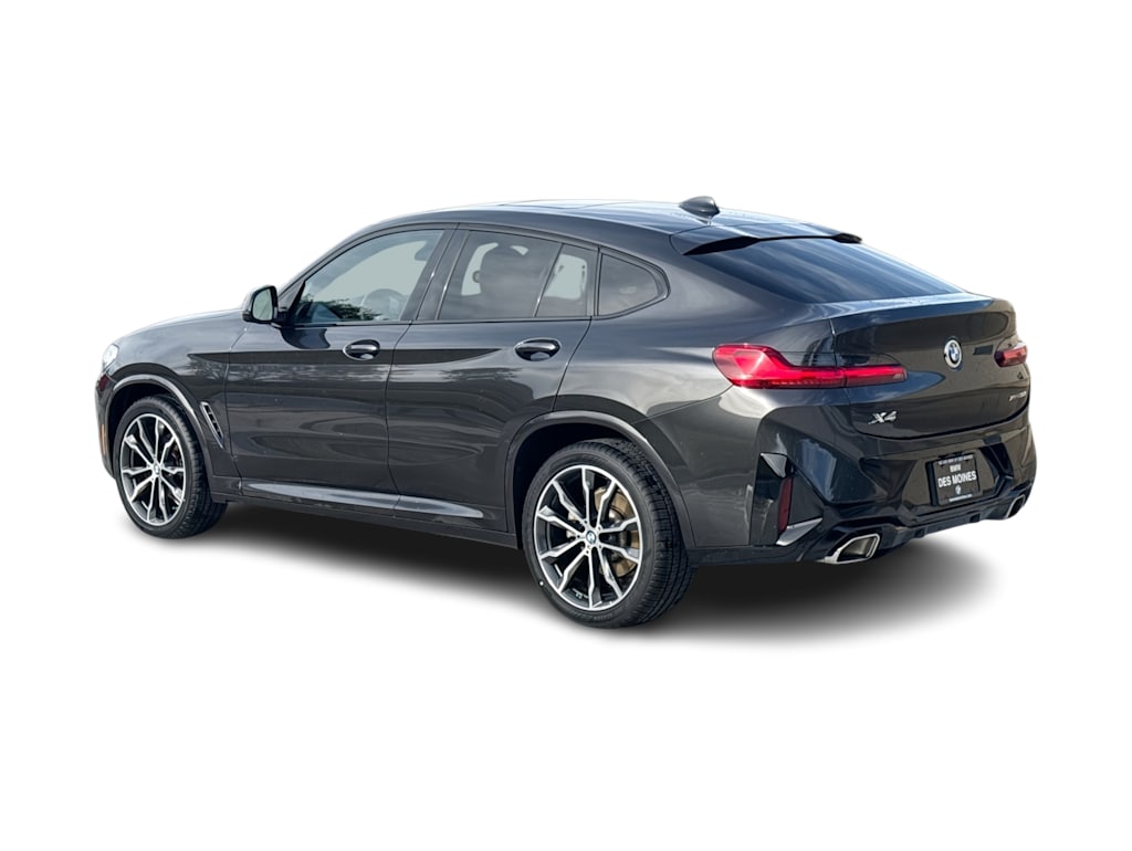 Thumbnail: 2022 BMW X4 - 4