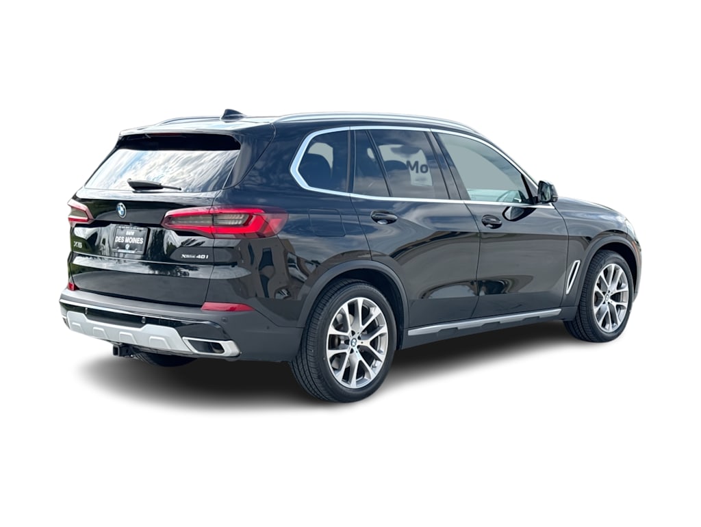 Thumbnail: 2022 BMW X5 - 22