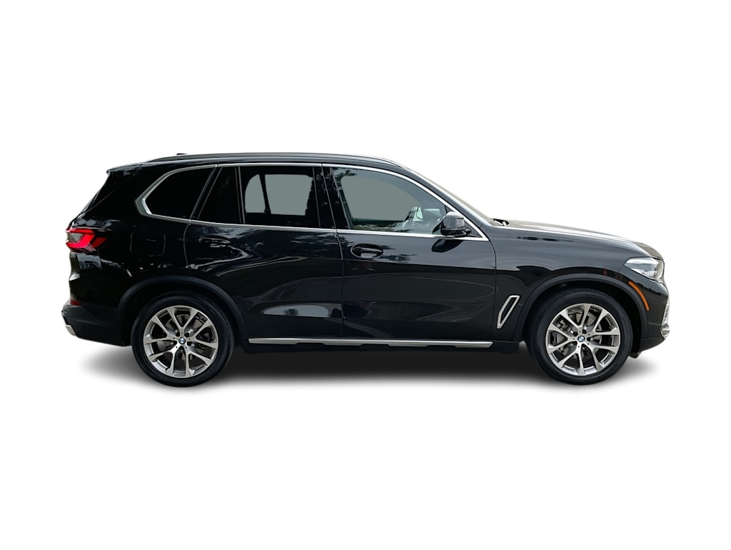 Thumbnail: 2022 BMW X5 - 22