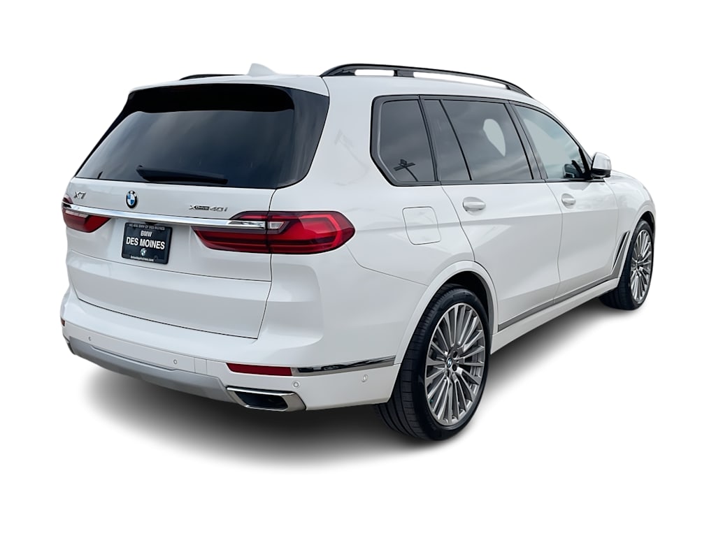 Thumbnail: 2022 BMW X7 - 22