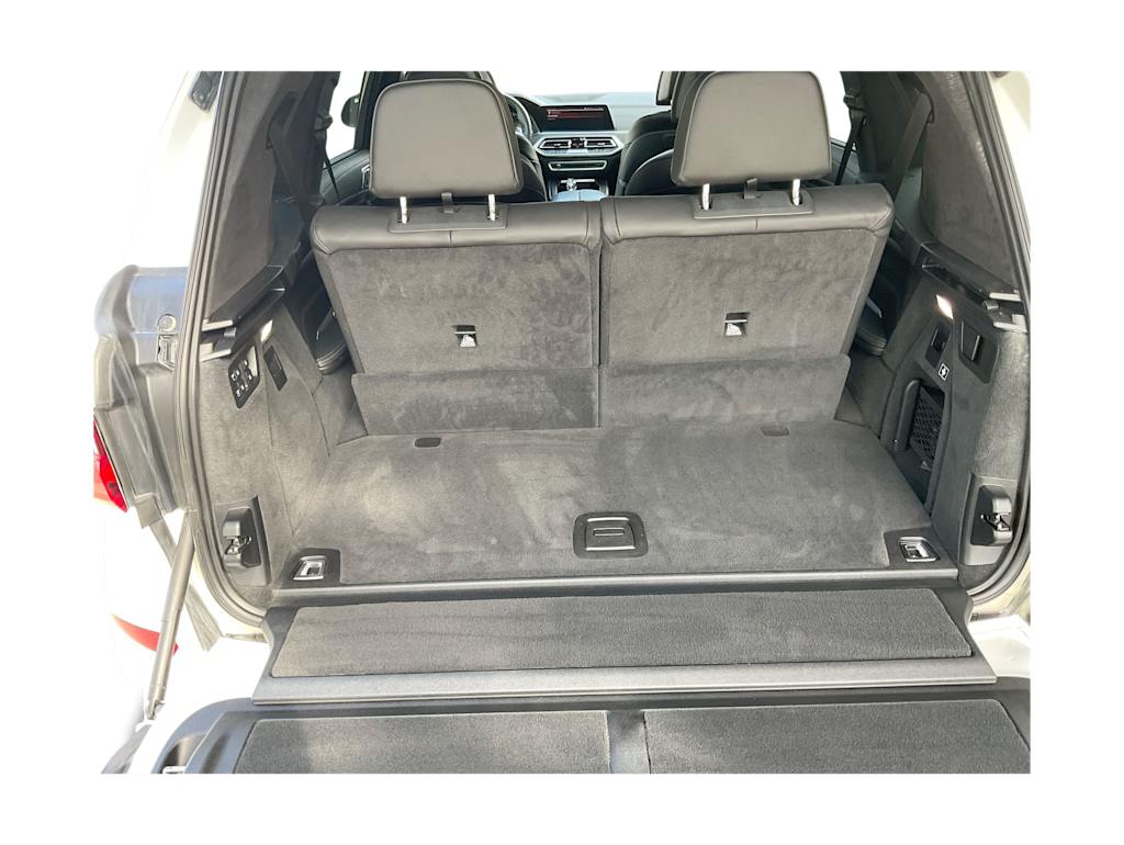 Thumbnail: 2021 BMW X7 - 18