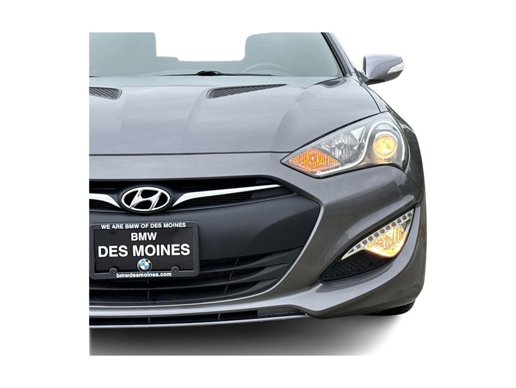 Thumbnail: 2016 Hyundai Genesis - 16