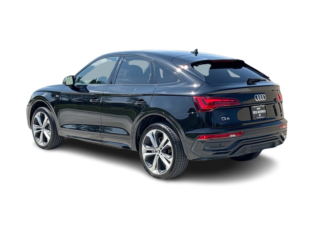 Thumbnail: 2023 Audi Q5 - 4