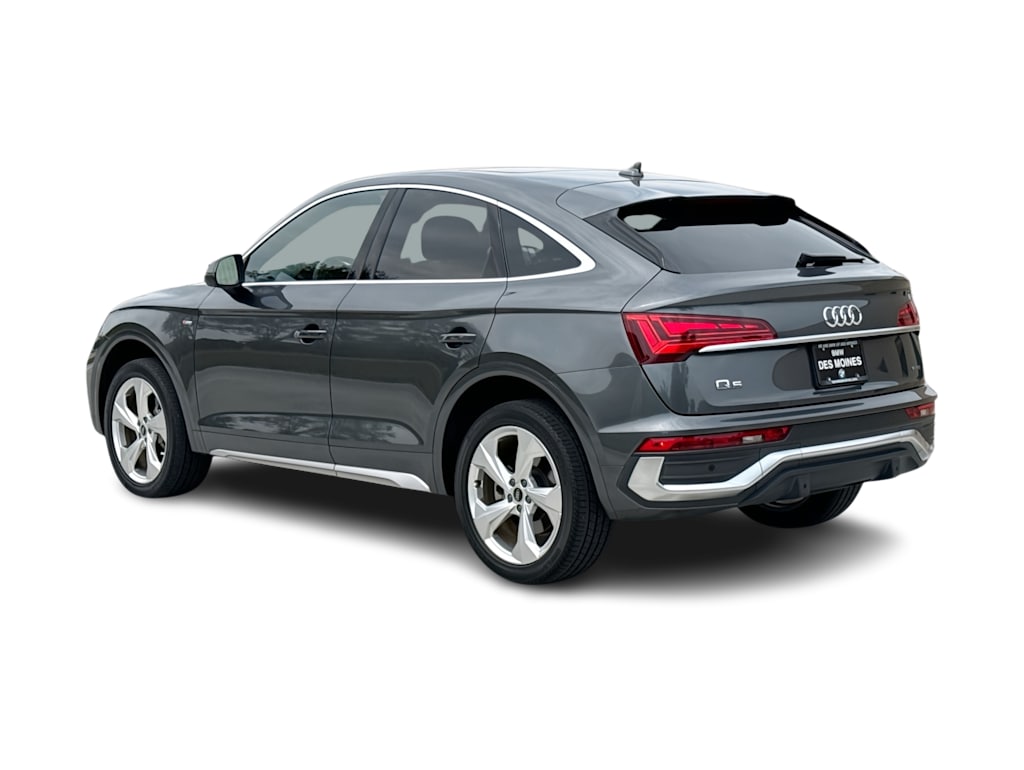 Thumbnail: 2021 Audi Q5 - 4