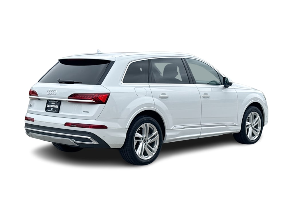 Thumbnail: 2023 Audi Q7 - 22