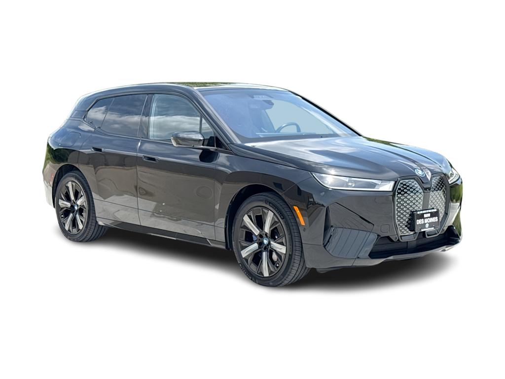 Thumbnail: 2024 BMW iX - 18