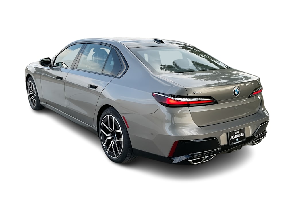 Thumbnail: 2024 BMW 7 Series - 4