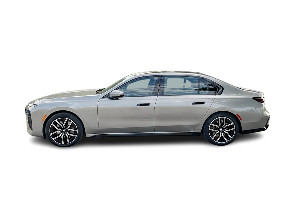 Thumbnail: 2024 BMW 7 Series - 3