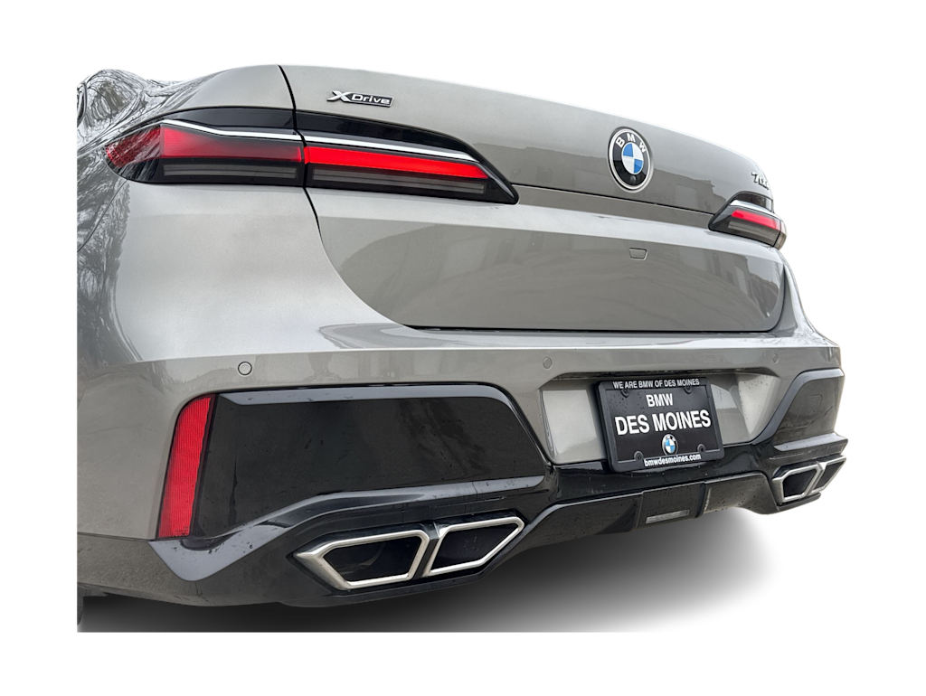 Thumbnail: 2024 BMW 7 Series - 39