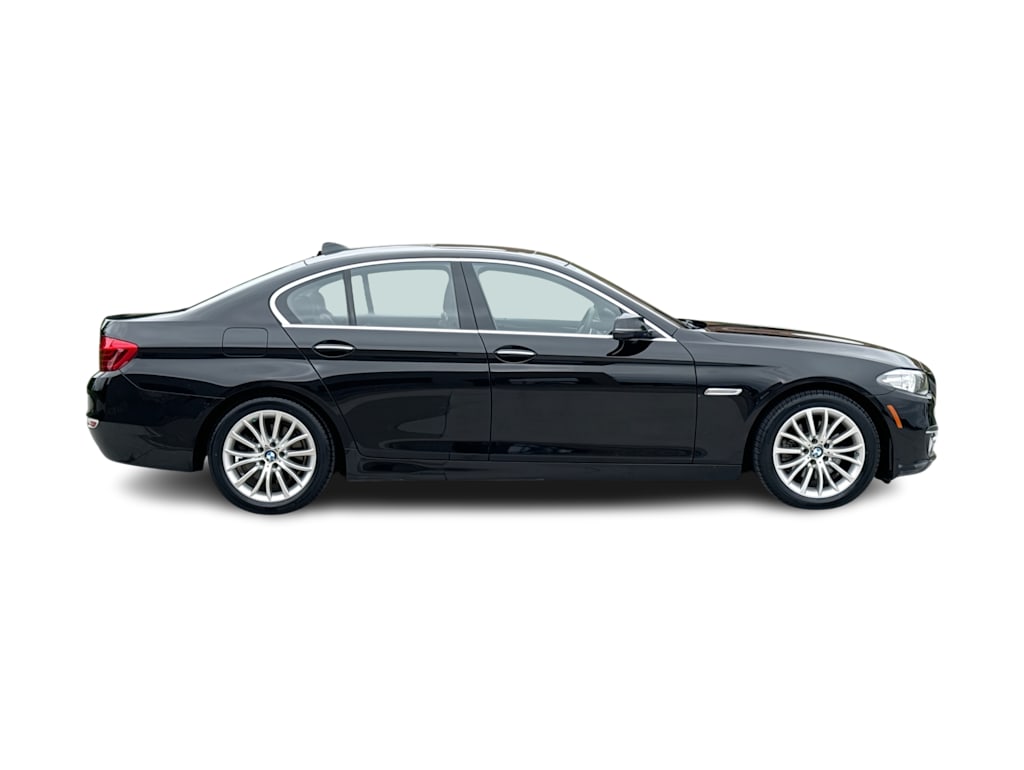 Thumbnail: 2016 BMW 5 Series - 22