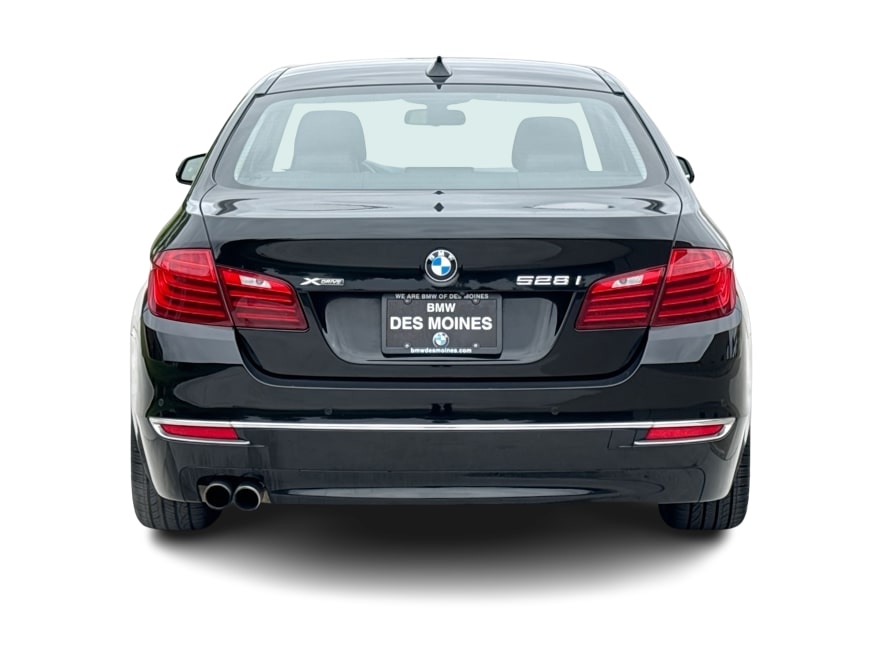 Thumbnail: 2016 BMW 5 Series - 20