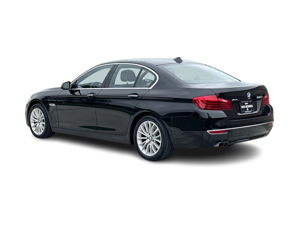 Thumbnail: 2016 BMW 5 Series - 4