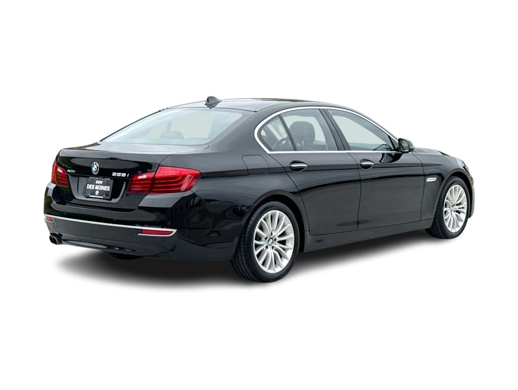 Thumbnail: 2016 BMW 5 Series - 21