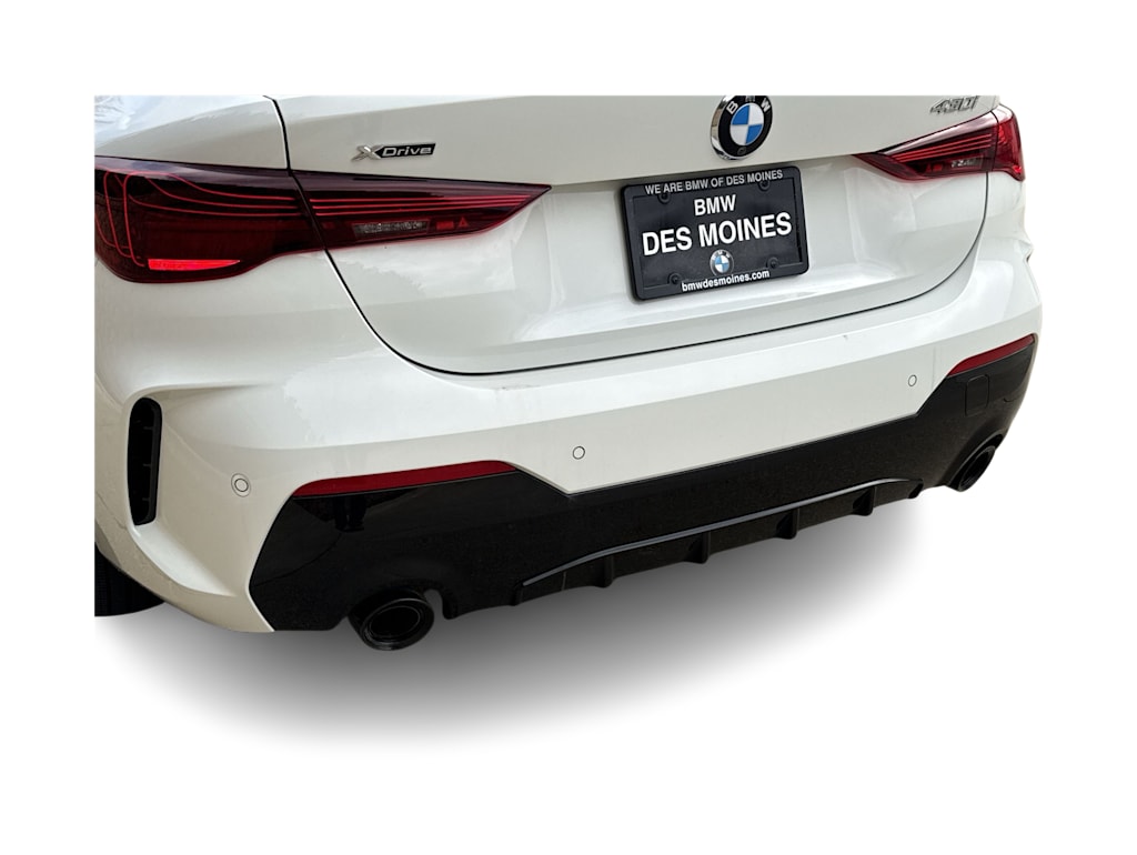 Thumbnail: 2025 BMW 4 Series - 4