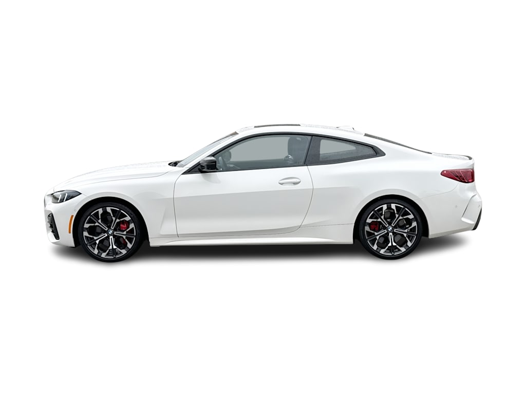 Thumbnail: 2025 BMW 4 Series - 3