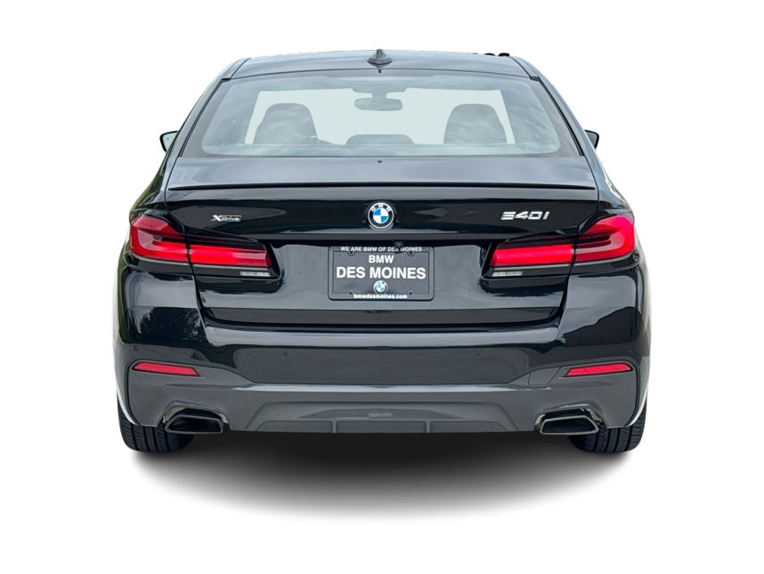 Thumbnail: 2023 BMW 5 Series - 5