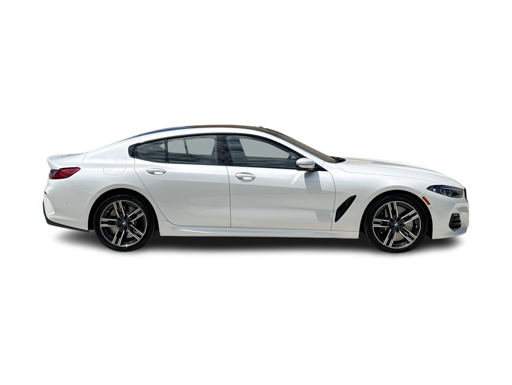 2026 BMW 8 Series 840i - Photo 20
