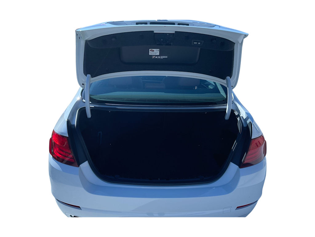 Thumbnail: 2013 BMW 5 Series - 18