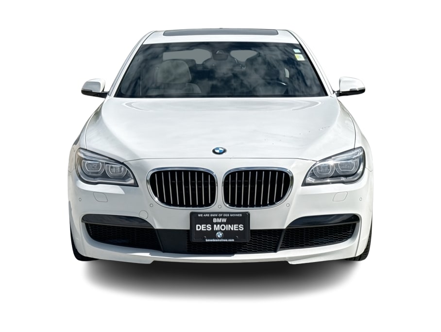 Thumbnail: 2015 BMW 7 Series - 4