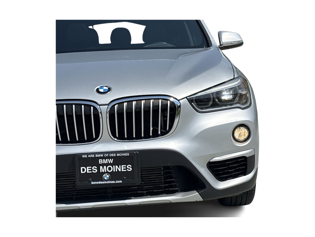 Thumbnail: 2016 BMW X1 - 24