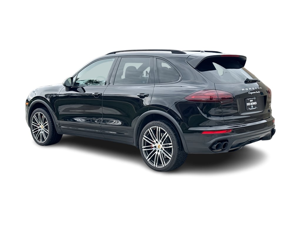 Thumbnail: 2016 Porsche Cayenne - 4