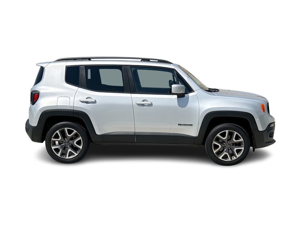 Thumbnail: 2016 Jeep Renegade - 23