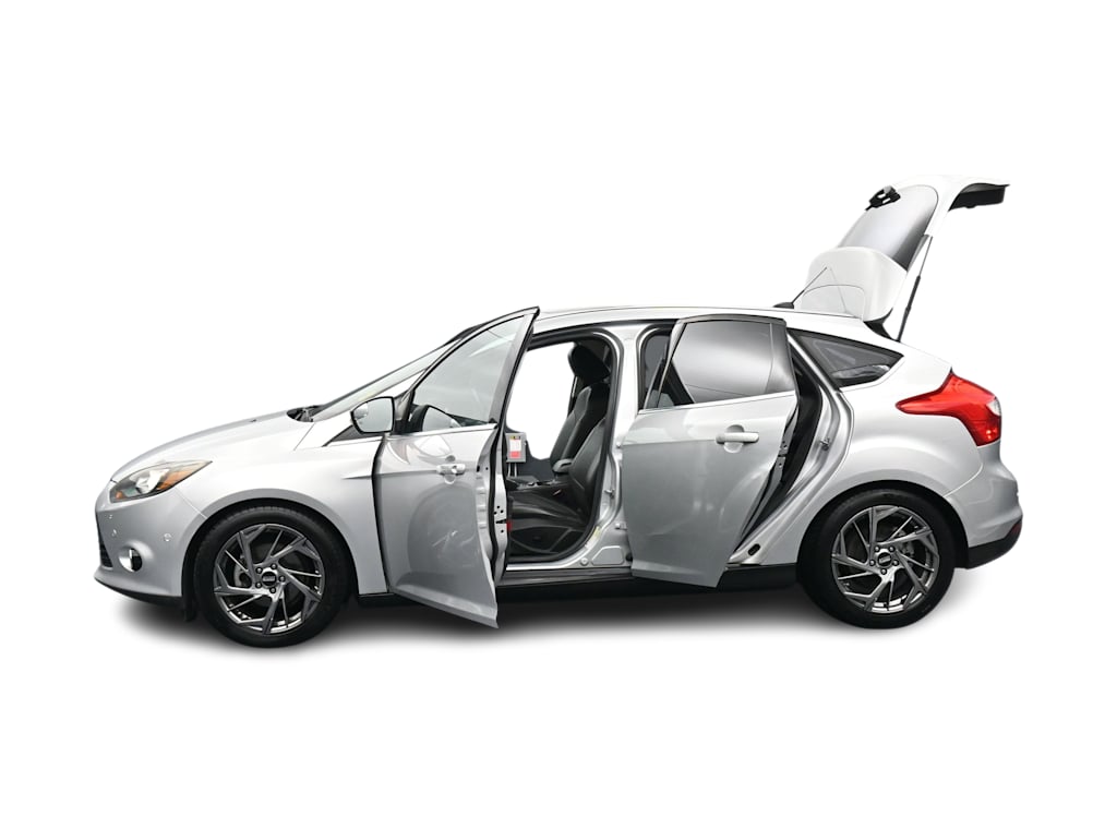 Thumbnail: 2014 Ford Focus - 34
