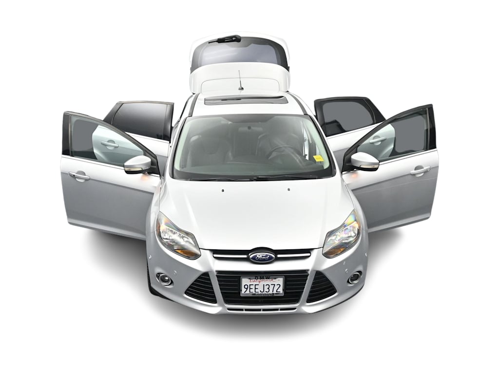 Thumbnail: 2014 Ford Focus - 32