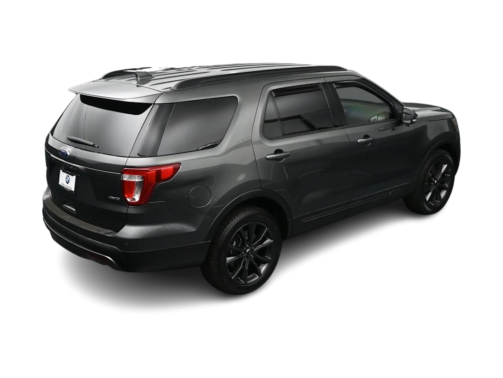 Thumbnail: 2017 Ford Explorer - 21
