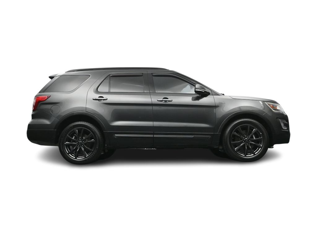 Thumbnail: 2017 Ford Explorer - 28