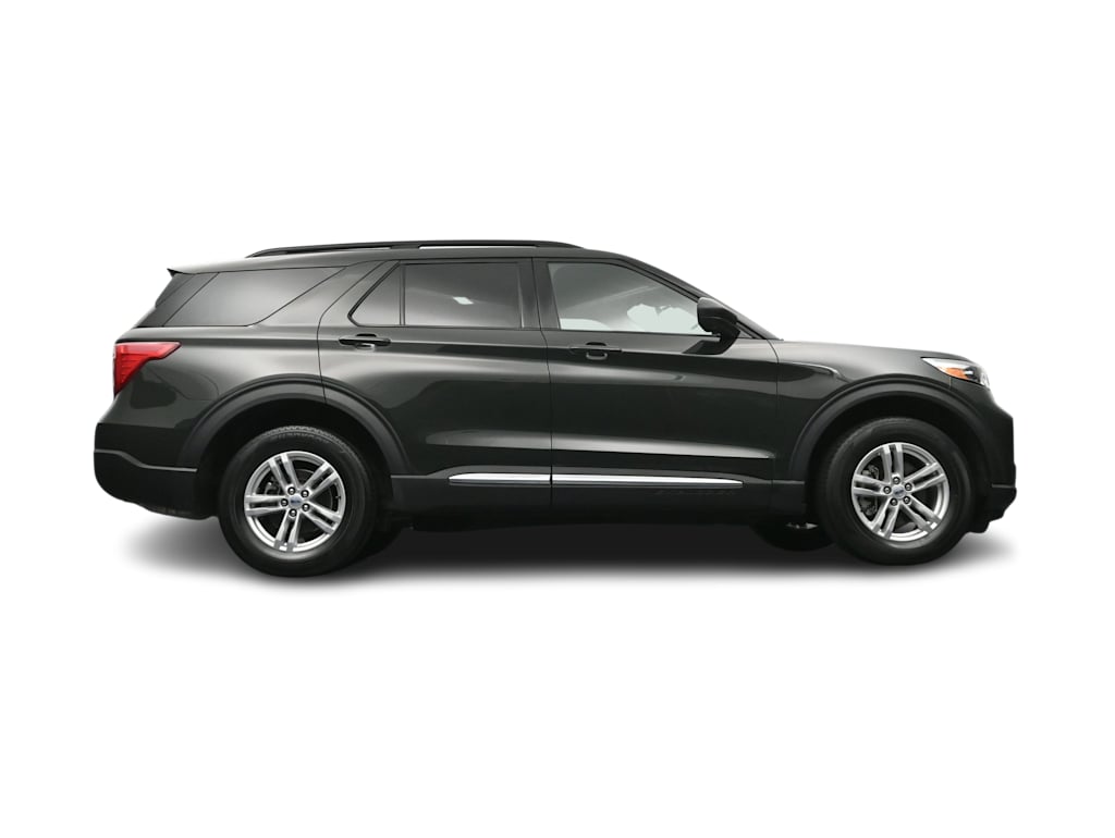 Thumbnail: 2022 Ford Explorer - 28