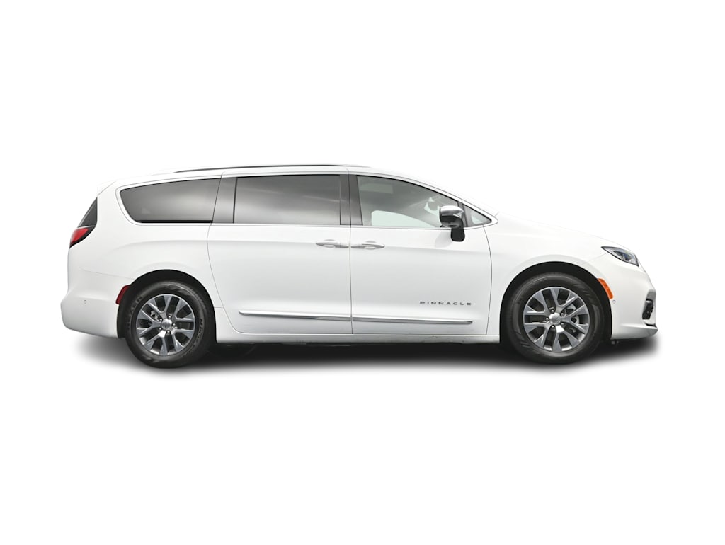 Thumbnail: 2023 Chrysler Pacifica - 35
