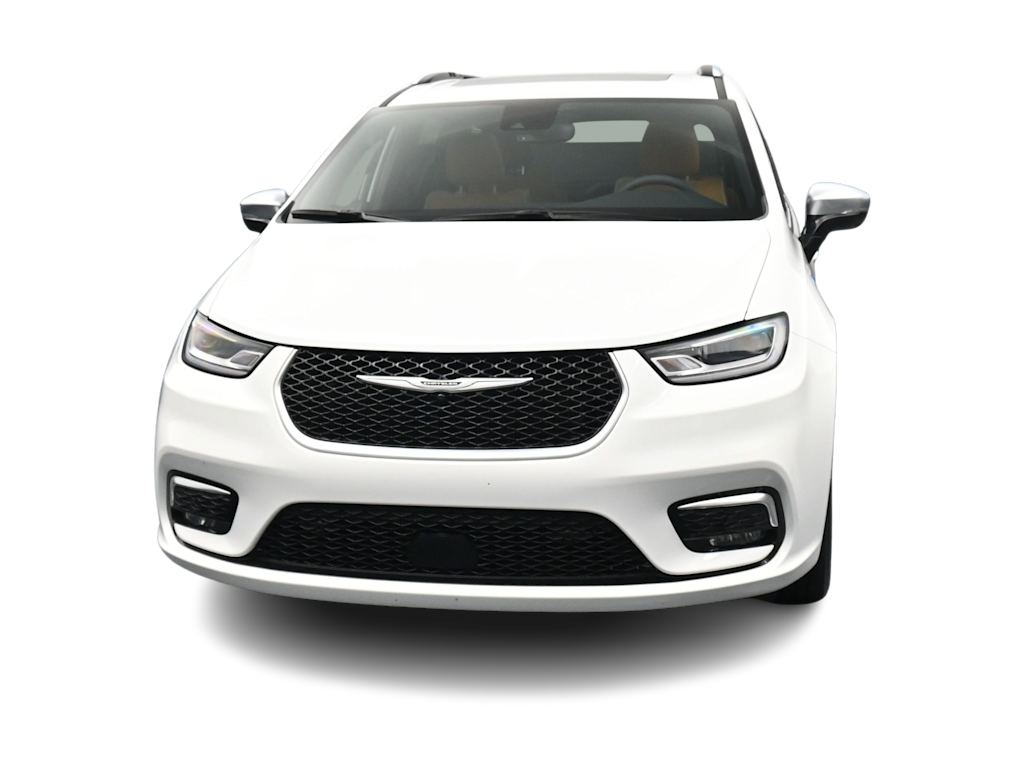 Thumbnail: 2023 Chrysler Pacifica - 6