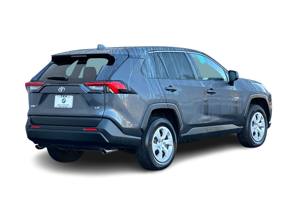 2024 Toyota RAV4 LE 17