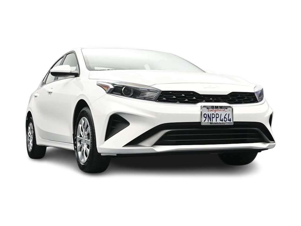 Thumbnail: 2024 Kia Forte - 27