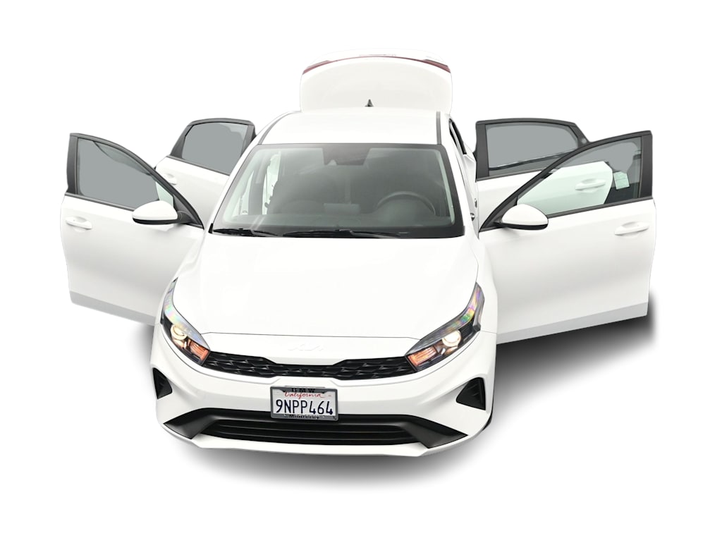 Thumbnail: 2024 Kia Forte - 33