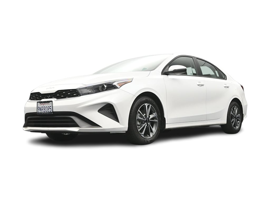 Thumbnail: 2024 Kia Forte - 30