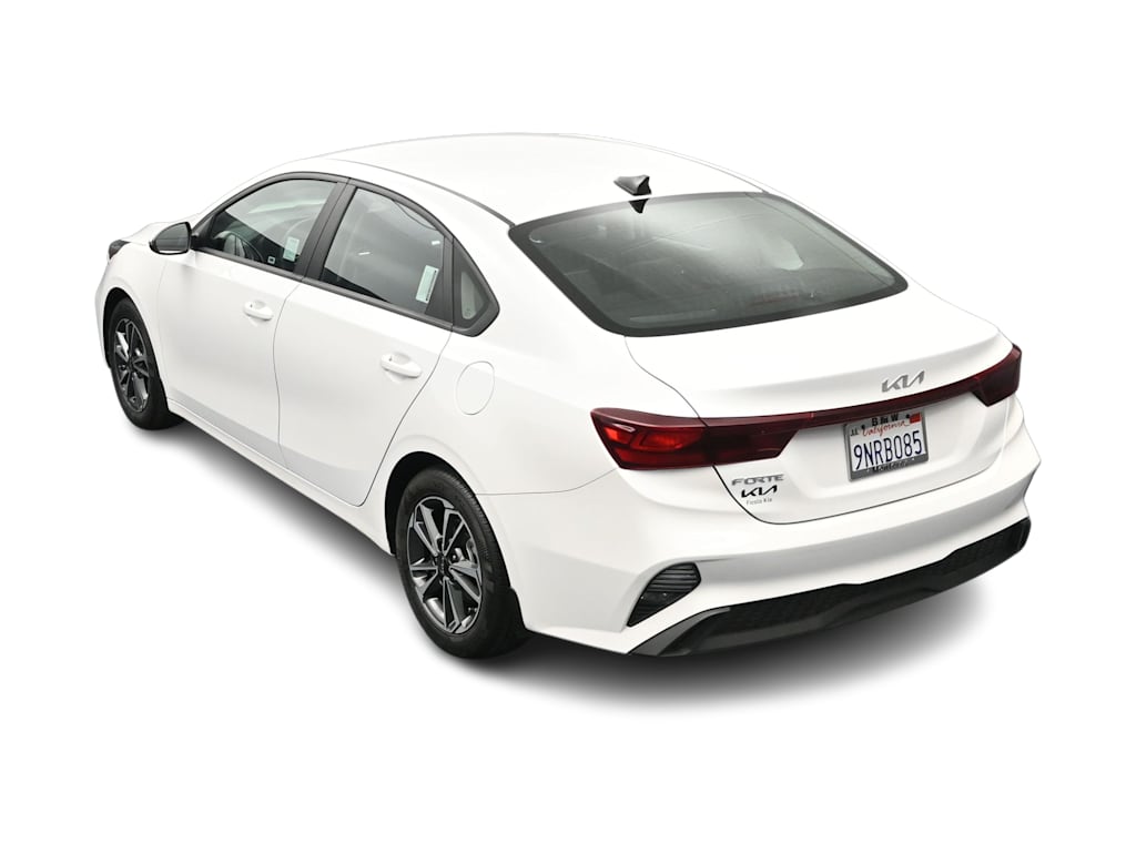 Thumbnail: 2024 Kia Forte - 28