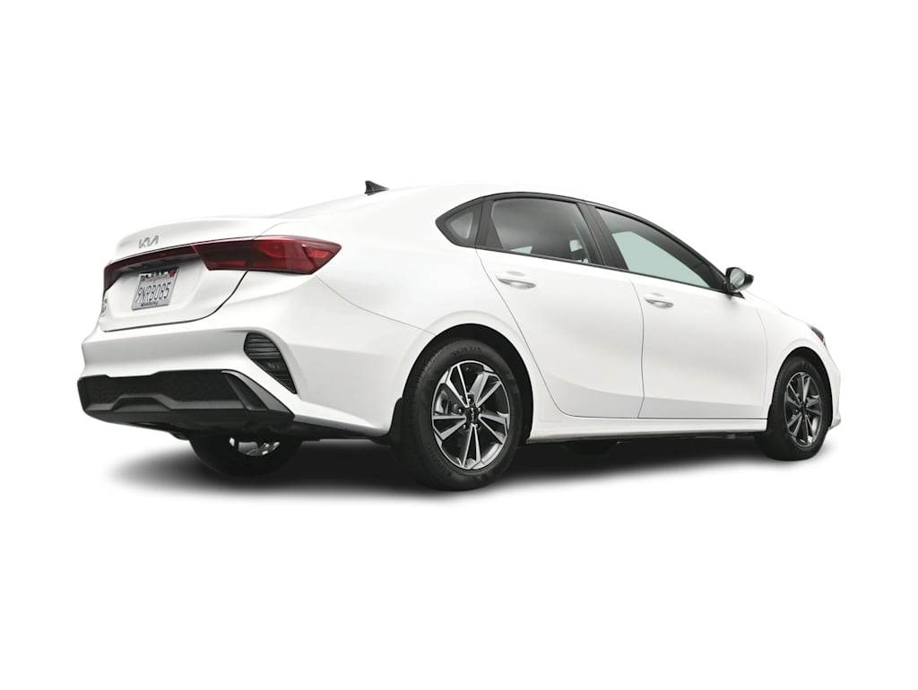 Thumbnail: 2024 Kia Forte - 34