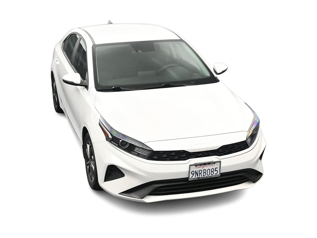 Thumbnail: 2024 Kia Forte - 24