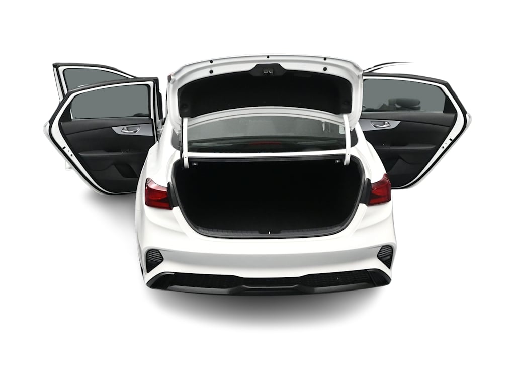 Thumbnail: 2024 Kia Forte - 40