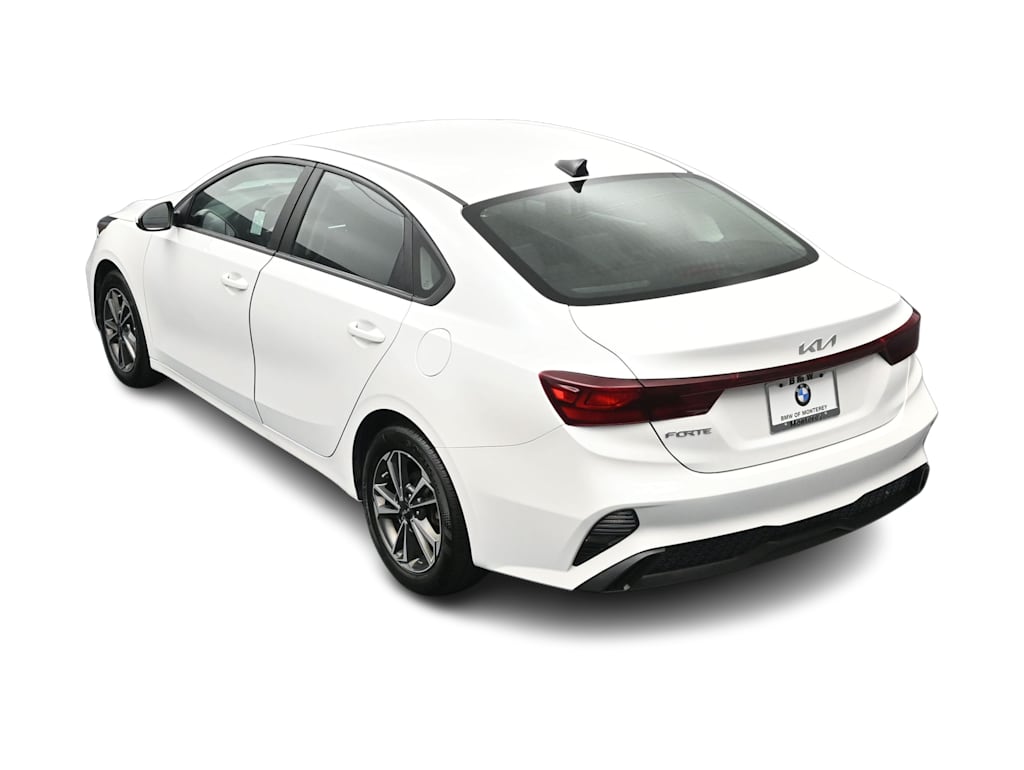 Thumbnail: 2024 Kia Forte - 29
