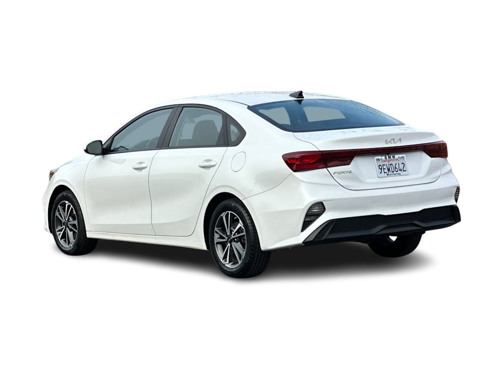 Thumbnail: 2023 Kia Forte - 4