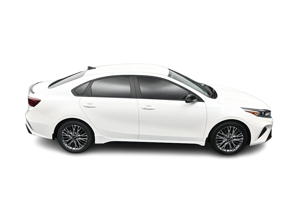 Thumbnail: 2023 Kia Forte - 24