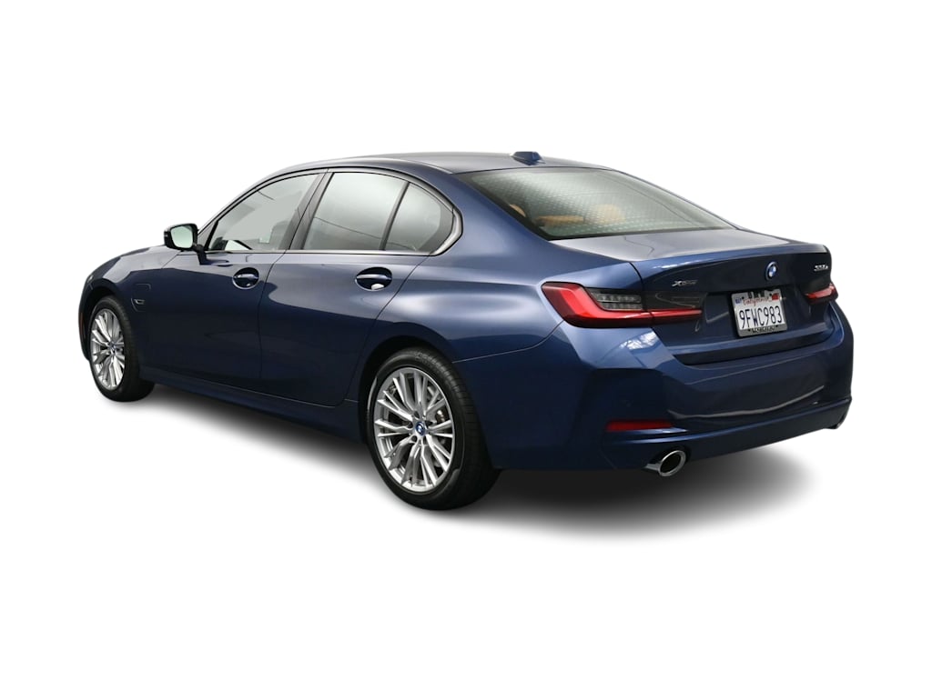 Thumbnail: 2023 BMW 3 Series - 4